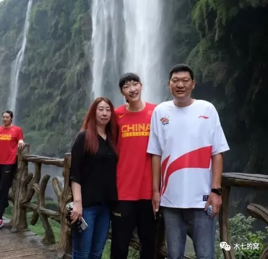 WNBA第一高度中国巨人韩旭，不要停止发光！